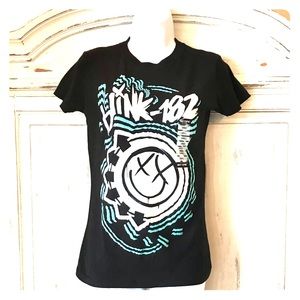 NWT Hot Topic Blink 182